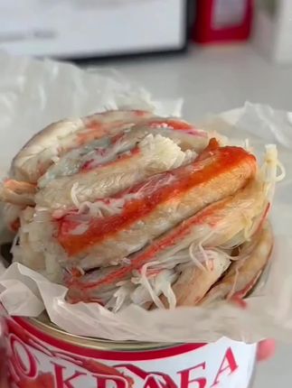 帝王蟹腿罐头,新鲜捕捞活蟹 肉质紧实Q弹 鲜香美味,开盖即食,好吃到根本停不下来!!!#强烈推荐 #海鲜美食 #妈呀太香了#抖音美食推荐官 #帝王蟹