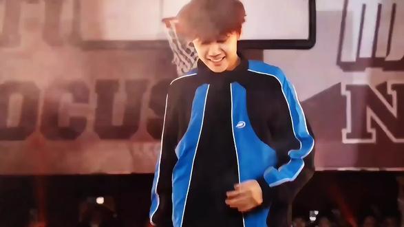 柯冉李瑞百分大战逆转取胜,柯冉证明了谁才是国内最强未来之星,厚米也只能屈居之下#柯冉 #篮球 #厚米 #篮球比赛 #篮球需要沉淀