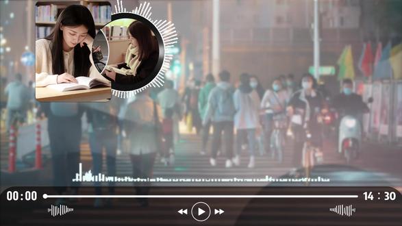 今天分享的书籍是余华所著的一部经典小说《活着》 讲述了主人公福贵在中国近现代历史变迁中的坎坷命运。这本书以朴实无华的语言,深刻描绘了人生的苦难与坚韧,以及人与命运、人与社会之间的复杂关系。
1.历史背景:在《活着》中,余华通过福贵的人生轨迹,展现了中国社会的大跃进、到改革开放初期的巨大变迁,以及这些变迁对普通人生活的影响。
2.人物命运:福贵经历了家庭的破碎、亲人的离世、生活的艰辛,但他始终保持着对生活的热爱和对生命的尊重,这种精神力量让人深感震撼。
3.主题意义:这本书不仅是一部家族史,更是一部社会史。它让我们看到了在历史洪流中,普通人的渺小与伟大,以及他们在面对苦难时所展现出的坚韧与不屈。
如果你对这本书感兴趣,不妨一读,相信你会从中获得深刻的感悟和启示。
#睡前听书 #睡前读书 #活着 #好书推荐 #书籍分享