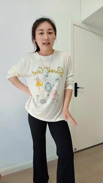 小小101家果冻裤太舒服啦冰凉触感,穿上无束缚感超舒服!搭配芭蕾女孩罩衫,一套不到80,超美的价格!#小小101 #果冻裤 #芭蕾女孩罩衫 #全民买手请回答 #真实生活分享计划