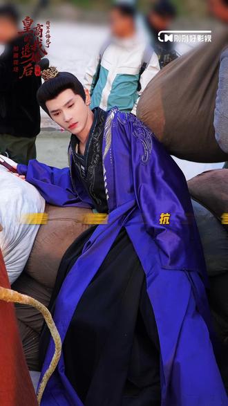 阿湛台湾腔大爆发,小皇将逐句学习 #皇商的我退婚后 #郭昊钧 #台湾腔 #花絮