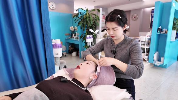 男士变美得成本原来这么低,只要两位数就可以在洁小白洗脸了,整个过程50分钟,好安逸#洁小白洗脸吧 #护肤 #沉浸式护肤 #合江