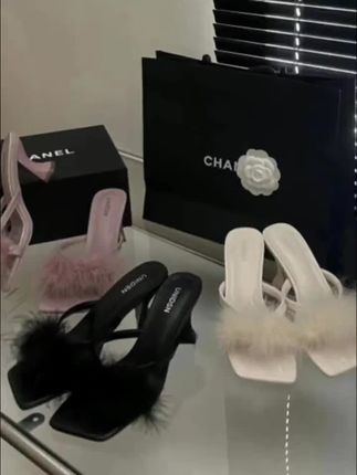 舒适好穿网红外出毛毛高跟女外穿百搭女鞋粗跟小众凉拖百搭凉鞋#凉鞋 #高跟凉鞋 #高跟鞋 #网红凉鞋 #网红凉拖鞋