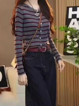 设计感减龄拼色条纹针织衫女早秋长袖新款气质开衫内搭打底衫上衣#气质高雅#时尚百搭#谁穿都好看