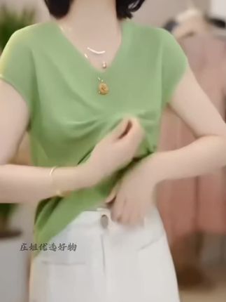 #洋气小衫 #时尚潮流穿搭 #夏季穿搭 #新款分享