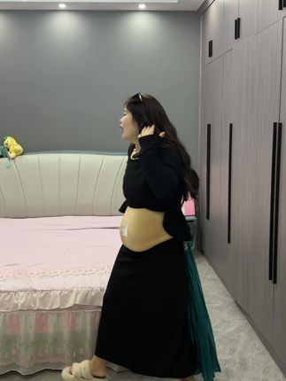 #我是又甜又酷的流光系少女 #秋日人生照片还得是琥珀流光风 #攀登者私享会 #这个秋天被琥珀系治愈了 #秋天第一杯琥珀流光