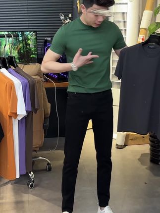 名图服饰2025夏季新款男士纯色圆领修身短袖简约百搭T02半袖休闲#短袖#圆领短袖#男士短袖#休闲短袖#短袖推荐