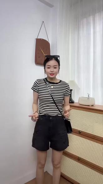 2026夏季新款高腰牛仔短裤女今年流行胖mm宽松显瘦百搭破洞 #夏季短裤穿搭 #梨形身材穿搭 #宽松显瘦穿搭 #面料柔软舒适 #高腰牛仔短裤