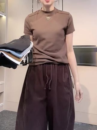 #高级感穿搭 #减龄洋气穿搭 #࿆休闲减龄穿搭 #藏肉显瘦穿搭 #显瘦显高 @抖加🔥上热门🔥dou+🔥热点宝