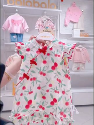 #连衣裙 #高品质童装 巴拉巴拉婴儿连衣裙女童裙子宝宝公主裙夏装国风可爱儿童碎花印花#巴拉巴拉童装 #气质穿搭 #新中式国风