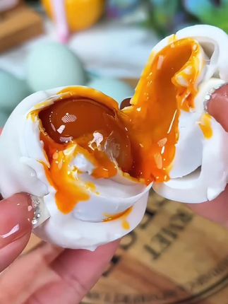 #咸鸭蛋 #快来一起尝个鲜 #太好吃了 #流油咸鸭蛋 #超便宜超划算