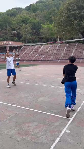 乒乓球大满贯赛事有几站 oUNBkAQUmEnrgSAdIcwABQyoaCeK9FyDlCfBb0~tplv-dy-resize-origshort-autoq-75:330.jpeg?x-expires=2000804400&x-signature=Dg68dmVcptKhF6eFWbVcuWhc%2FT8%3D&from=3213915784&s=PackSourceEnum_AWEME_DETAIL&se=false&sc=cover&biz_tag=pcweb_cover&l=202305301925372F741EF57F8949014DAA