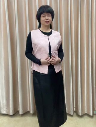 #东山村菜市场如雅服饰 #欢迎新老客户的光临 #主页橱窗里有同款好物 #漂亮衣服 #马甲
