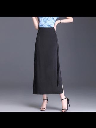 #女士半身裙 #遮肉显瘦 #夏季穿搭 #时尚搭配 #喜欢的赶紧入手