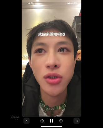 #dou上热门 @曾上头原创单曲《抓紧》 @曾辣弟原创单曲《抓紧》 @曾上头日记 @DOU+上热门 #抓紧 #曾上头新歌 #曾上头