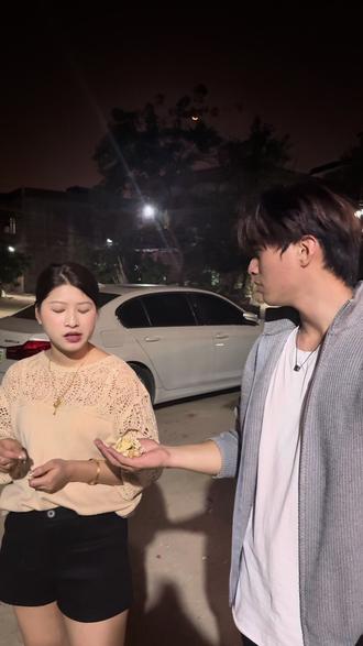 垃圾扔哪里?#湛江吴川#过年就要有过年的样子@許祁楹