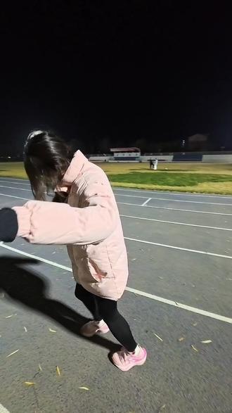 大一生训练带队日常#体育生#校田径队 #训练