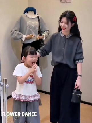 #高级感穿搭 #韩式穿搭 #女装穿搭 #时尚拼接针织衫 #时尚妈妈装
