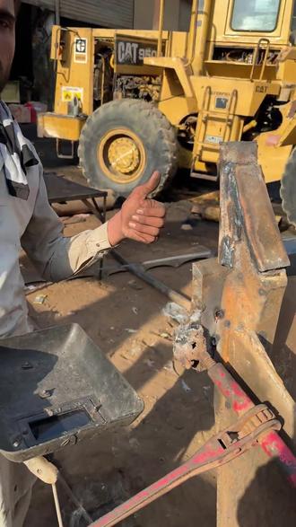 焊大焊缝别硬按!就学老巴这样收缩螺杆一拧,严丝合缝稳得一批 #热点 #手工 #减压 #焊接技术 #抖音合集升级计划