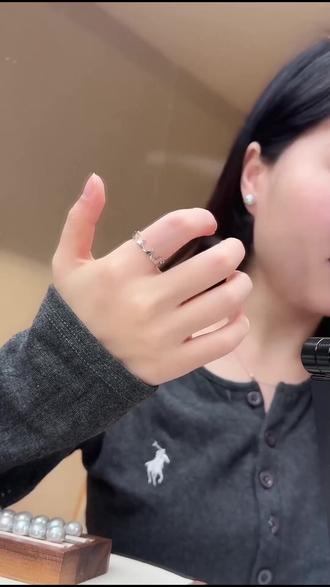 开口银戒!皇冠浮雕适配西装裙装太绝了