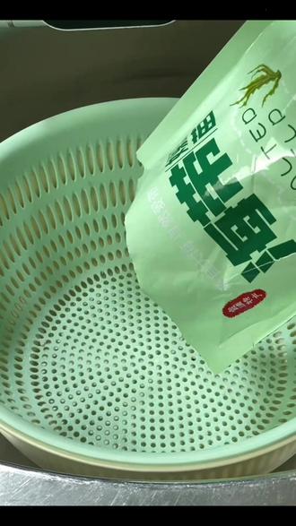 盐渍海带苗霞浦原产 整颗小海带 鲜嫩脆爽涮火锅煲汤食材 4. 新鲜海带苗霞浦海带 盐渍半干货 凉拌火锅煮汤脆嫩无沙 5. 霞浦海带苗嫩海带芽 盐渍整颗 家用商用火锅菜凉拌食材#平价好物 #好东西一起分享 #好吃不贵经济实惠 #居家好物 #好物测评 @DOU+好生意 @DOU+小助手