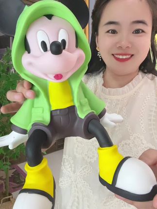 #提升幸福感好物 #披风米奇 #米奇坐姿摆件 #家居好物