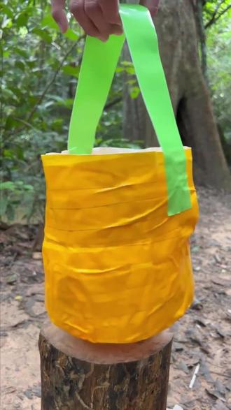 木桩塑料袋改造结实手提袋教程