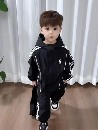 男童套装春秋2025新款儿童衣服潮帅气时髦宝宝秋装男孩冲锋衣外套#爆款热卖中