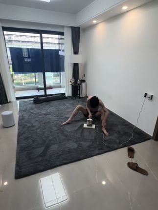 #日常生活 昨晚多开心,今天就要做苦力,幸亏有除螨仪,带烘干功能,要不然又要换地毯