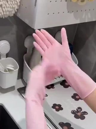 我洗碗洗衣服拖地都是带这个手套。家里的也用完了,质量很好,可以重复使用,我无限回购了。#好物推荐🔥