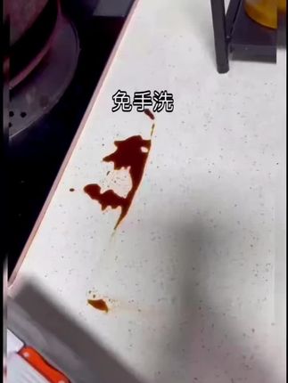 可折叠# 迷你海绵拖把 单手就能操作,不用洗抹布手都不用沾水,脏了清水冲一冲就干净# 免手洗拖把 # 迷你小拖把# 拖把 # 清洁好物#爆款热卖中 @抖加🔥上热门🔥dou+🔥热点宝