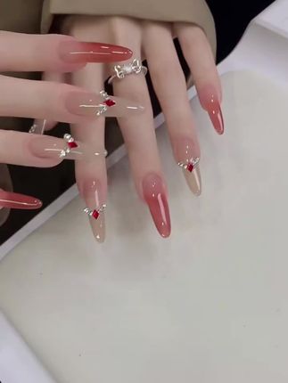 合金新款法式菱形成品白色堆堆钻美甲饰品ins美甲钻爆闪新手推荐#堆堆钻 #美甲钻 #菱形美甲钻 #超好看的美甲显白 #美甲分享