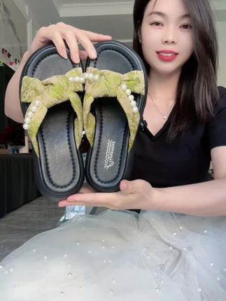 #这款女士凉鞋穿着是真舒服#轻软舒适百搭显气质不累脚又好看