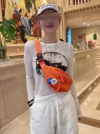 2025春季风包新款休闲男女斜挎包户外旅行胸包ins小众百搭休闲包#斜挎包 #胸包 #斜挎休闲包 #运动便携包