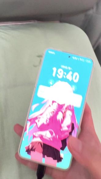 手机可以用了大家不要着急
已经不闪屏了#魅族 #魅族20