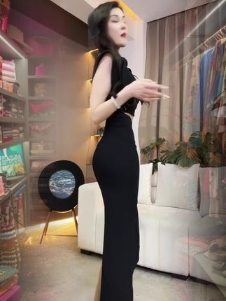 #新款上新 #显瘦显高显腿长 #穿出高级感 #谁穿谁好看 #时尚洋气
