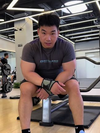 #健身 #训练 #肌肉国 #耶巴蒂 软底防滑训练鞋深蹲硬拉卧推都是非常OK的