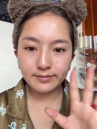 德束持妆遮瑕粉底液