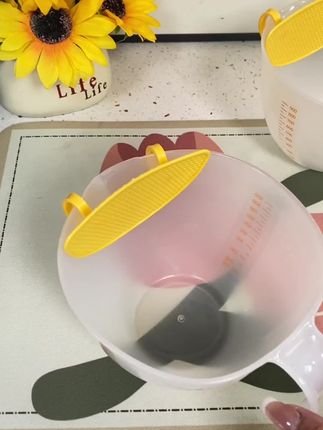 全新升级,多功能蛋液量杯,轻松滤去蛋黄蛋白,烹饪更得心应手#烘焙工具 #厨房好物 #好物推荐🔥 #生活好帮手 #强烈推荐