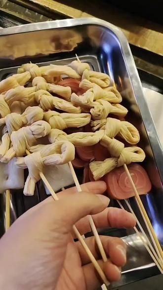 每天记录的不止是生活,更是我对这个世界的温柔抵抗。把平淡过成诗,把日子拍成电影#美食 #记录真实生活 #vlog日常