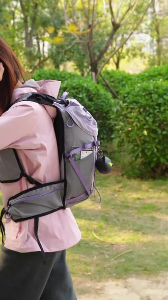 安踏TT12PRO休闲运动包新款休闲户外背包防泼水徒步登山大容量#大容量登山包 #防泼水徒步包 #户外休闲背包