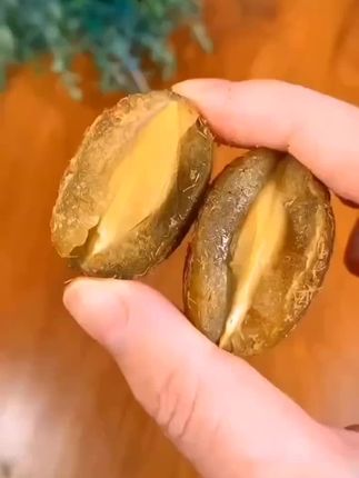 #解馋 #太好吃了 #追剧小零食 #甘草橄榄 #吃货 @DOU+小助手 @DOU+上热门