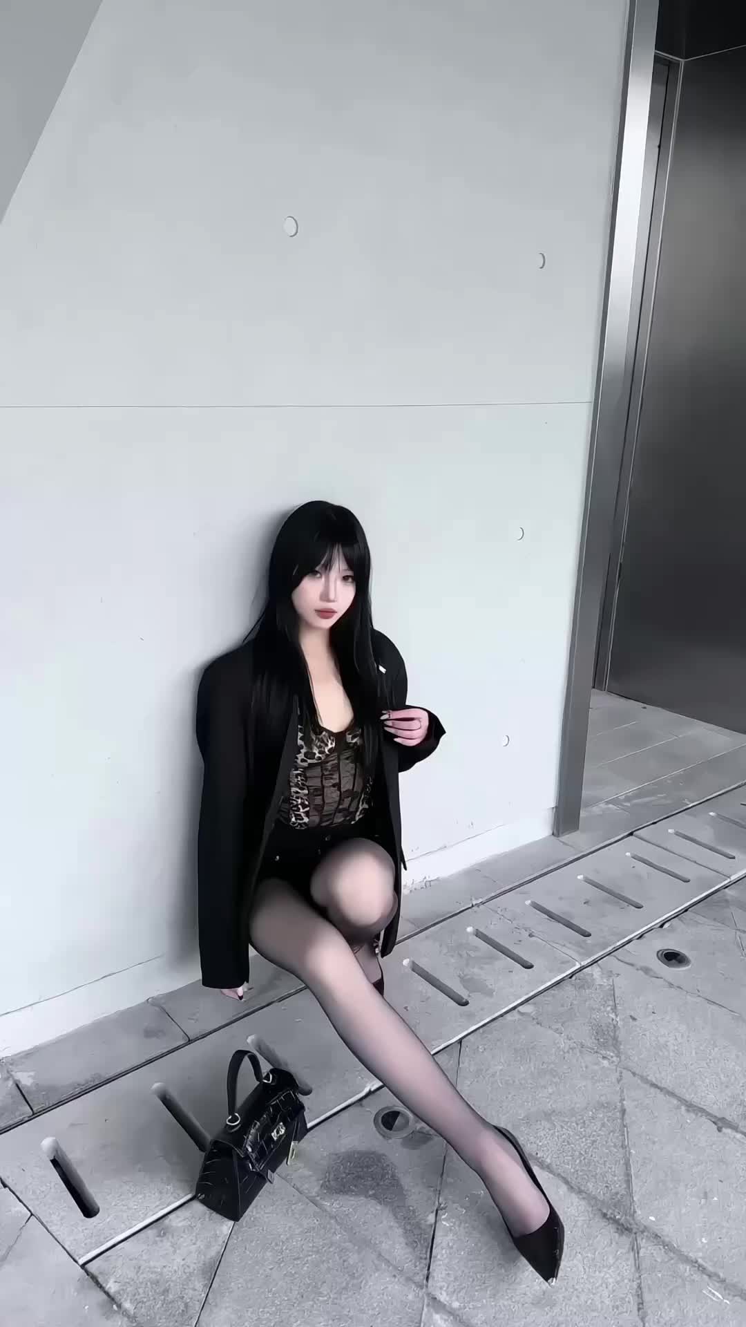 你买个苹果4就好了 加上你这个S13刚好17