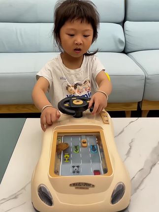#我要上热门 孩子老玩手机看电视,那就安排一个赛车闯关大冒险游戏机吧,自带汽车音乐、趣味故事、交通百科、古诗词等内容,还可以锻炼孩子手眼协调能力和反应能力,提高专注力,又酷又好玩!!#桌面游戏 #专注力培养 #儿童礼物 #生日礼物