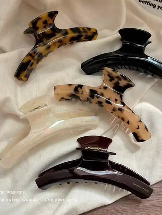 法式醋酸弧形发抓女后脑勺发夹头饰抓夹一字鲨鱼夹发卡发饰头发夹 #发饰推荐 #鲨鱼夹潮流 #法式慵懒风 #女生必备 #好物推荐