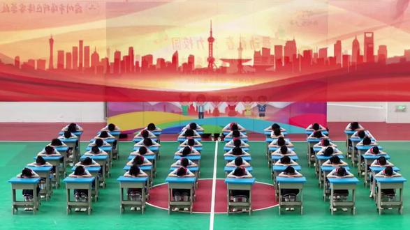 课桌舞《华夏少年》#校园生活 #校园记忆 #校园文化 #青春仪式感 #校园集体活动