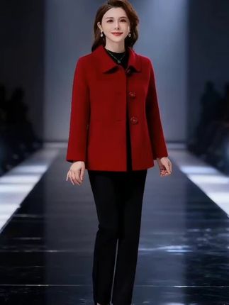 2025秋冬时尚新款小个子妈妈装双面呢短毛呢大衣#时尚穿搭 #穿出自己的风格