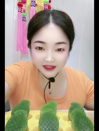 完整版来喽💕姐妹们好久不见开播了💐大麦青汁粉链接已上🔥#超好吃 #夏天吃冰 #夏日吃冰 #抖音好货推荐给你 ## 上热门话题90000亿流量第一名