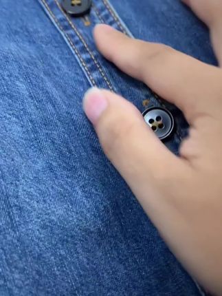 复古牛仔衬衫女2025叠穿新款衬衣外套内搭上衣春秋百搭水洗翻领#牛仔裤 #牛仔穿搭 #牛仔控 #衬衫#上衣@DOU+小助手