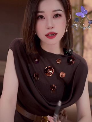#高级感穿搭 #优雅气质 #精致穿搭 #女人味穿搭 #时尚搭配 @DOU+小助手